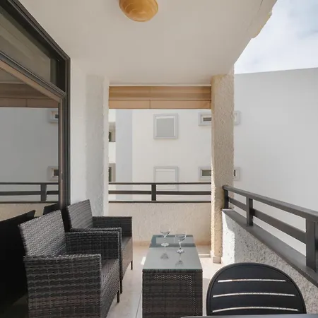 Lirio Blanco De Dunas Canarias *